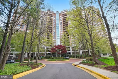 10101 Grosvenor Place #1909, Rockville, MD 20852 - Photo 3