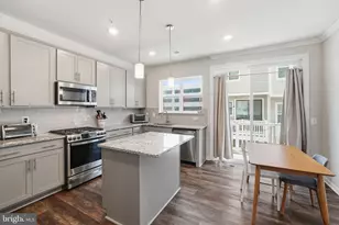 8150 Tompkins St, Rockville, MD 20855 - Photo 3