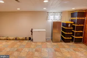 10501 Glenhaven Dr, Silver Spring, MD 20902 - Photo 33