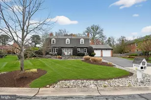 9325 Renshaw Dr, Bethesda, MD 20817 - Photo 3