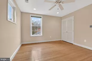 9325 Renshaw Dr, Bethesda, MD 20817 - Photo 35