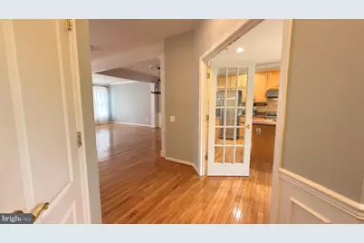 6024 Stonehenge #25, Rockville, MD 20852 - Photo 3