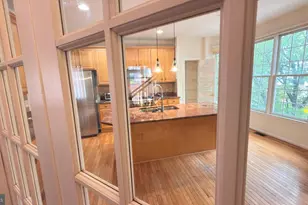 6024 Stonehenge, Rockville, MD 20852 - Photo 5