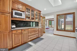 5800 Plainview Rd, Bethesda, MD 20817 - Photo 7