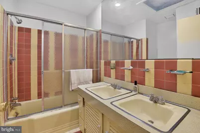 5800 Plainview Road, Bethesda, MD 20817 - Photo 13