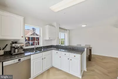 408 Ridgepoint Place #408-38, Gaithersburg, MD 20878 - Photo 11