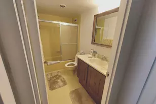 5225 Pooks Hill Rd, Bethesda, MD 20814 - Photo 17