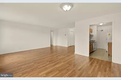 1900 Lyttonsville Road #818, Silver Spring, MD 20910 - Photo 13