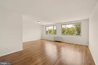 1900 Lyttonsville Road #818, Silver Spring, MD 20910 - Photo 7
