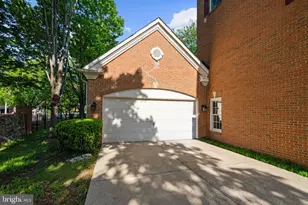11911 Kings Bridge Way, Rockville, MD 20852 - Photo 9