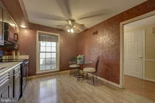 10902 Wickshire Way, Rockville, MD 20852 - Photo 9