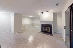 18204 Swiss Cir, Germantown, MD 20874 - Photo 11