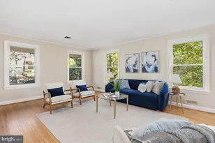 5523 Uppingham St, Chevy Chase, MD 20815 - Photo 3