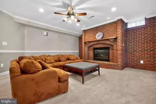 401 Hilton Head Ct, Ashton, MD 20861 - Photo 57