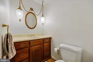 1515 Blue Meadow Rd, Potomac, MD 20854 - Photo 17