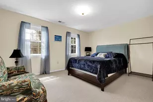 19316 Frenchton Pl, Montgomery Village, MD 20886 - Photo 23