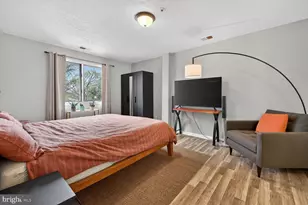 8 Russell Ave, Gaithersburg, MD 20877 - Photo 7