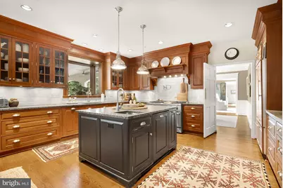 11101 Piney Meetinghouse Road, Potomac, MD 20854 - Photo 15