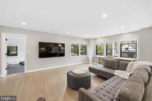 10712 Lockland Rd, Potomac, MD 20854 - Photo 15