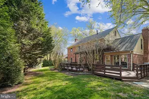 6933 Race Horse Ln, North Bethesda, MD 20852 - Photo 3