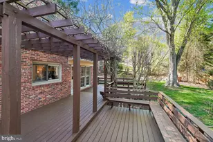 6933 Race Horse Ln, North Bethesda, MD 20852 - Photo 43