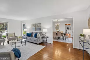 6933 Race Horse Ln, North Bethesda, MD 20852 - Photo 7