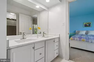 13236 Maplecrest Dr, Potomac, MD 20854 - Photo 27