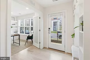 3539 Bellflower Ln, Rockville, MD 20852 - Photo 5