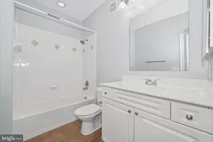 501 Hungerford Dr, Rockville, MD 20850 - Photo 35