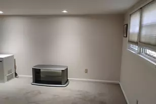 3908 Lantern Dr, Silver Spring, MD 20902 - Photo 13