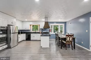 8304 Mariner Ct, Gaithersburg, MD 20882 - Photo 3