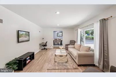 8304 Mariner Court, Gaithersburg, MD 20882 - Photo 11