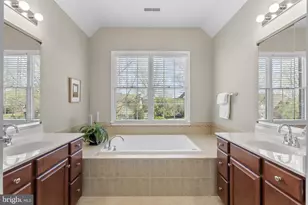 14128 Bear Creek Dr, Boyds, MD 20841 - Photo 33