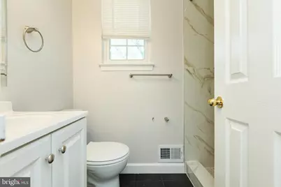 9004 Roundleaf Way, Gaithersburg, MD 20879 - Photo 17