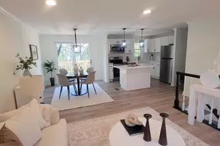 8112 Shady Spring Dr, Gaithersburg, MD 20877 - Photo 11