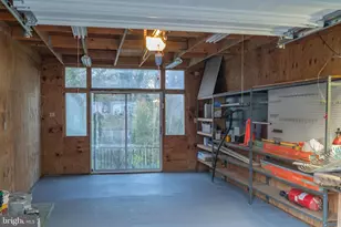 8112 Shady Spring Dr, Gaithersburg, MD 20877 - Photo 23