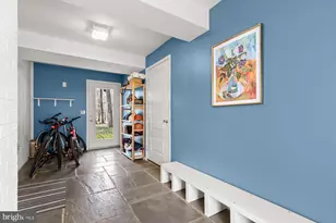 8104 Fenway Rd, Bethesda, MD 20817 - Photo 39