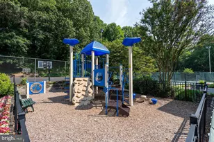 8104 Fenway Rd, Bethesda, MD 20817 - Photo 41