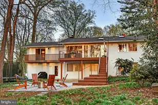 8104 Fenway Rd, Bethesda, MD 20817 - Photo 17