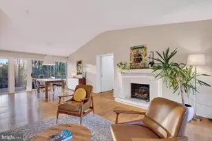 8104 Fenway Rd, Bethesda, MD 20817 - Photo 5