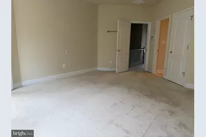 19461 Dover Cliffs Circle #19461, Germantown, MD 20874 - Photo 5