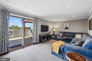 17532 Kohlhoss Rd, Poolesville, MD 20837 - Photo 9