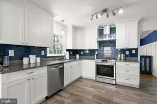 6216 Hollins Dr, Bethesda, MD 20817 - Photo 11