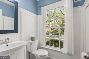 6216 Hollins Dr, Bethesda, MD 20817 - Photo 19