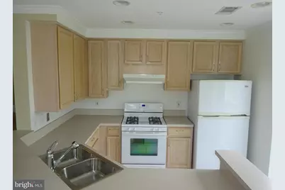 329 Prettyman Drive #C, Rockville, MD 20850 - Photo 5