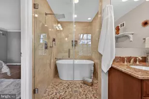 14 Fairwood Ct, Rockville, MD 20850 - Photo 47