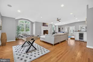 14 Fairwood Ct, Rockville, MD 20850 - Photo 13