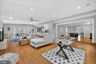 14 Fairwood Ct, Rockville, MD 20850 - Photo 15