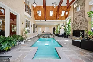 12900 Quail Run Ct, Darnestown, MD 20878 - Photo 13