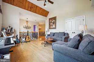 12900 Quail Run Ct, Darnestown, MD 20878 - Photo 57